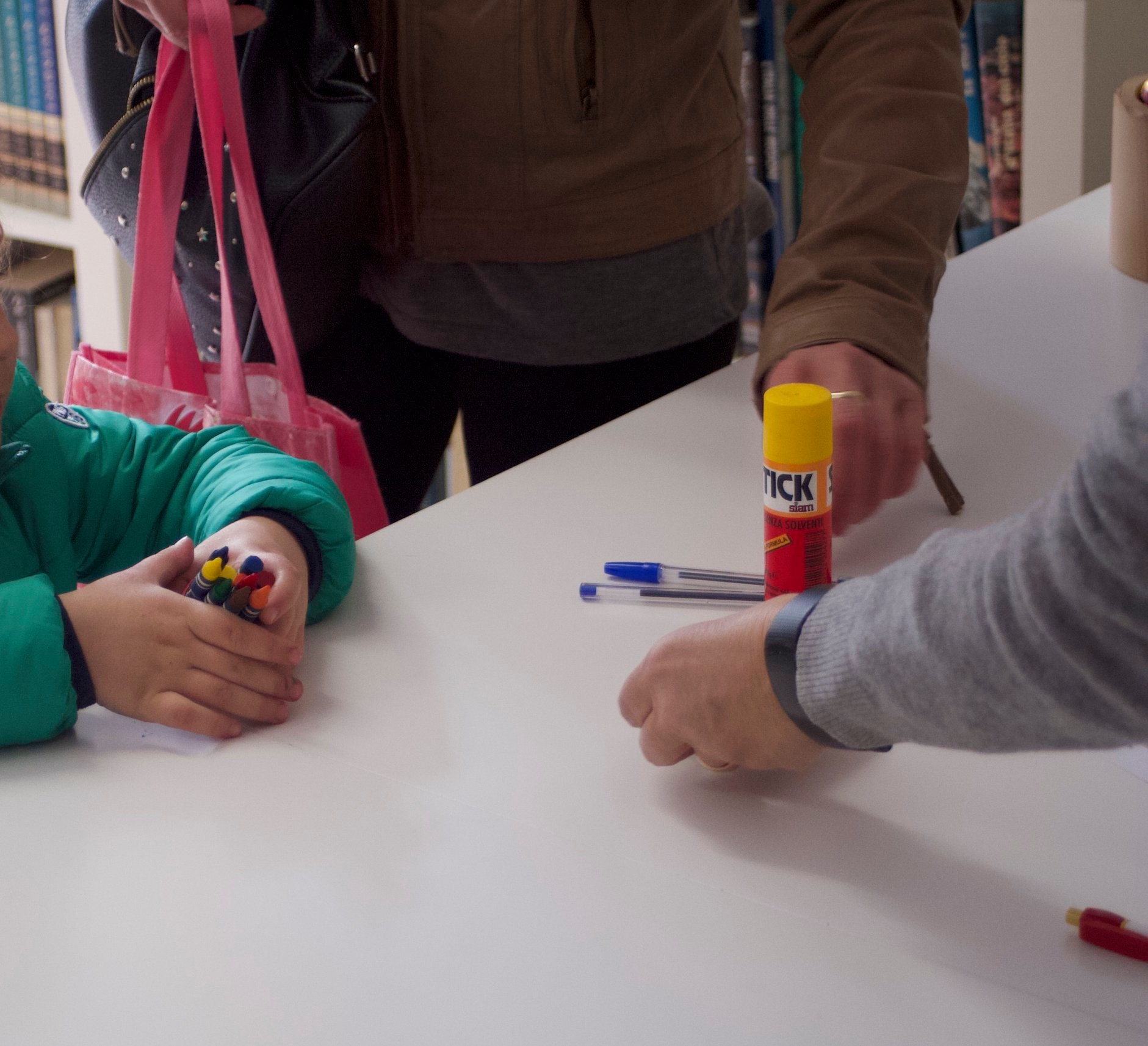 cartoleria solidale: hub territoriale per l'accesso equo al materiale scolastico