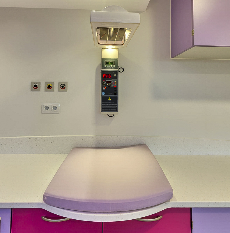 Acquisto riscaldatori radianti per Terapia Intensiva reparto neonatale IRCCS Burlo Garofalo Image