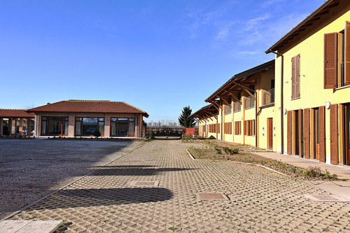 Il giardino fiorito di Cascina Brandezzata Image