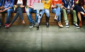 Giovani in dialogo: costruire relazioni attraverso l’Ascolto Image