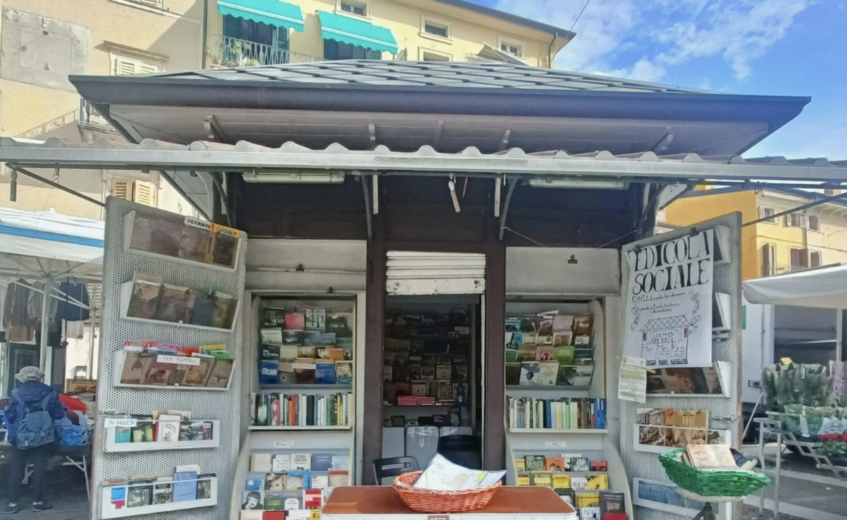 Spacciatrici di relazioni Image